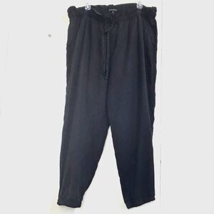 Banana Republic Women’s Jogger Size XL Black Lyocell Jogger Pants Size XL.